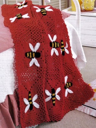 bal arısı desenli kırmızı bebek battaniyesi modeli