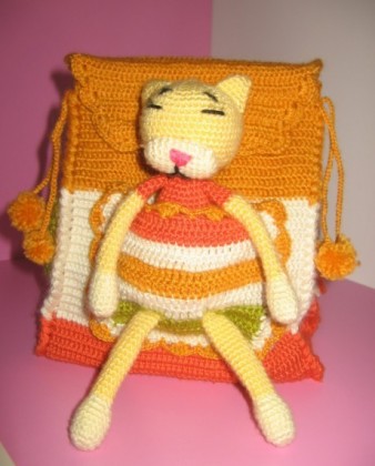 sarı turuncu panterli örgü çocuk sırt çantası modeli