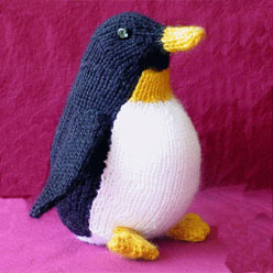 sevimli örgü oyuncak penguen örneği