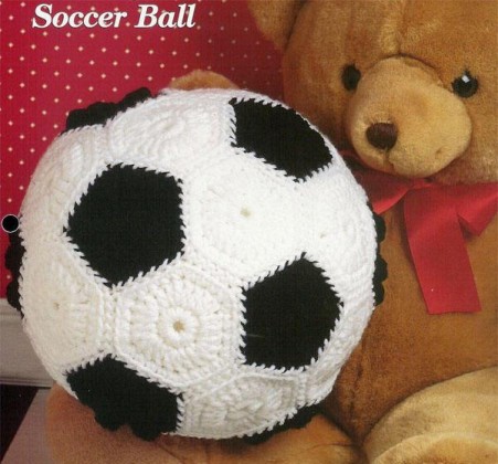 örgü oyuncak futbol topu modeli
