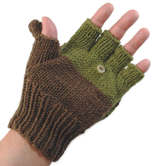 yeşil kahverengi yarım parmaklı örgü eldiven modeli