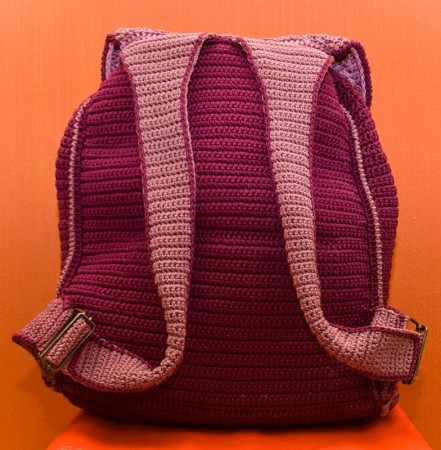 örgü sırt çantası arkadan görünüş modeli